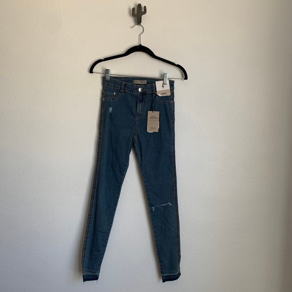 5/$25‎ NWT Denim Co. Light Wash Skinny Jeans